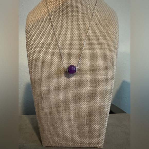 purple jade pendant with sterling silver chain by Jade of Yesteryear - Picture 4 of 12